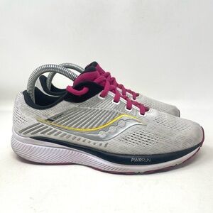 Saucony Guide 14 Athletic Sneaker Wide Grey Silver Pink Womens 8
